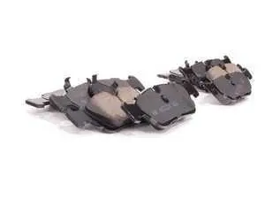 Akebono Front & Rear Euro Ceramic Brake Pad Kit -- E46 323i