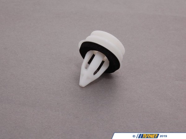 Vaico Vaico Trim Panel Clip  51418224768