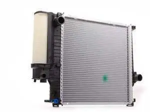 Radiator With Expansion Tank