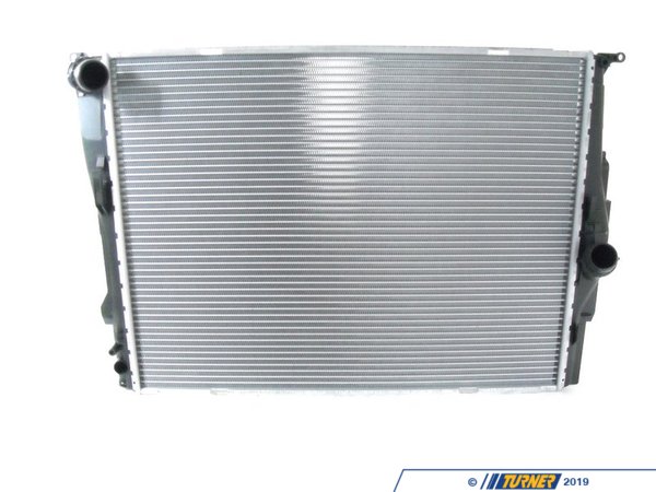 Genuine BMW Genuine BMW Radiator - E82/88 E9X N52 3.0L (w/ Manual Transmission) 17117559273