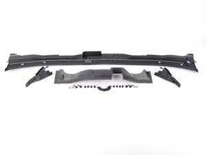 BMW E39 %40i Windshield Cowl Cover Kit