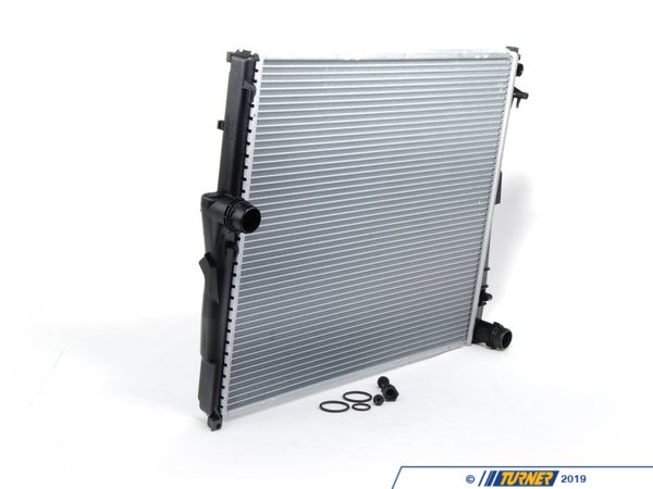 Nissens Nissens Radiator - Automatic - E83 17113400013
