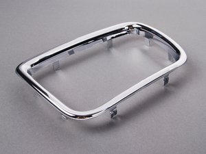 URO Chrome Grille Surround - Left - BMW E34