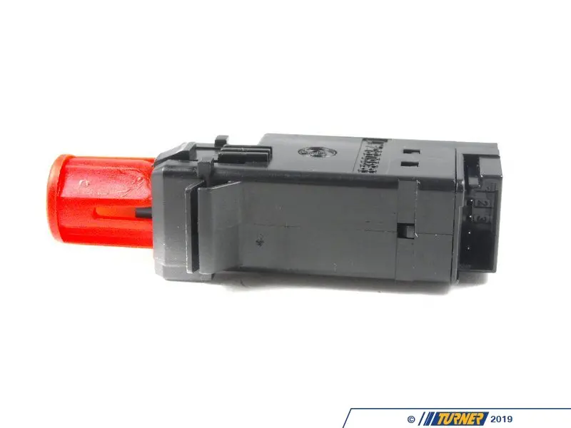 よういちさま 61318360854 - Genuine BMW Stop Light Switch | Turner Motorsport