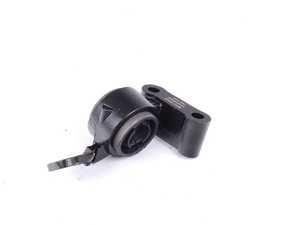 Lower Control Arm / Wishbone Heavy Duty Bushing With Bracket - Right
