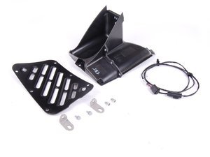 Genuine BMW M Performance Performance Oil Cooling Duct - E82 135i E88 135i
