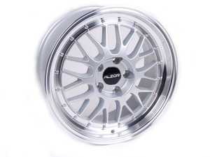 18" Style 881 (18x8.5, ET35, 5x120, 72.6CB) Hyper Silver