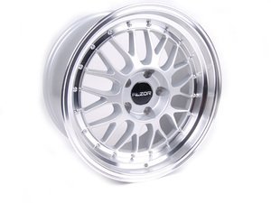 18" Style 881 (18x9.5, ET35, 5x120, 72.6CB) Hyper Silver