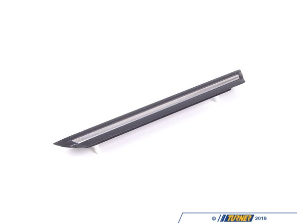 Genuine BMW Genuine BMW Front Fender Molding - Right - E30 318i M10, E30 325i, E30 325e 51131876130