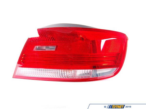 Genuine BMW Genuine BMW Rear Tail light - Right - E93 328i 335i M3 63217162302