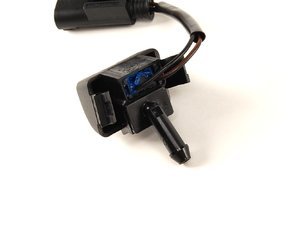 Windshield Washer Heated Spray Nozzle - Right - E46 thru 1/2002