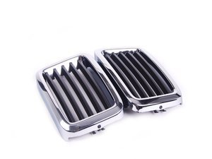 Genuine BMW Kidney Grille Assembly - E28