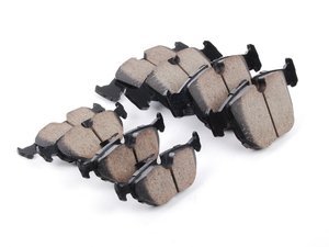 Akebono Front & Rear Euro Ceramic Brake Pad Kit -- E39