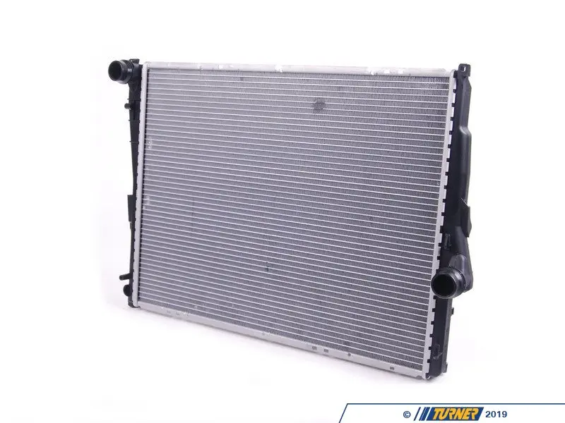 350213899003 MAGNETI MARELLI Radiatore motore AUTODOC