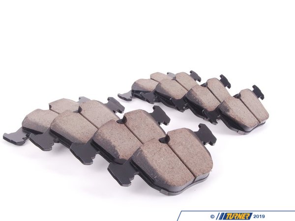Akebono Akebono Front & Rear Euro Ceramic Brake Pad Kit -- E39 E38 E53 EUR681KT1