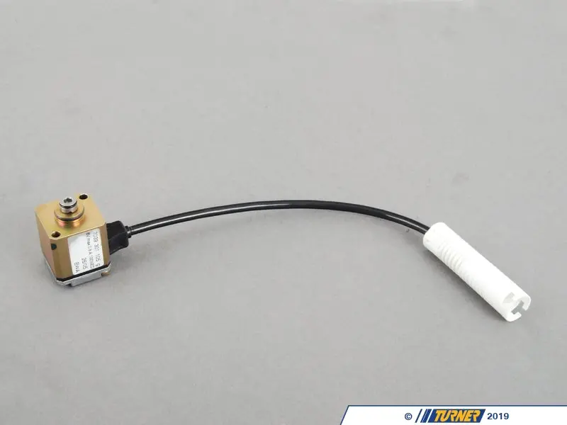 32131141482 - Genuine BMW Pressure Regulator