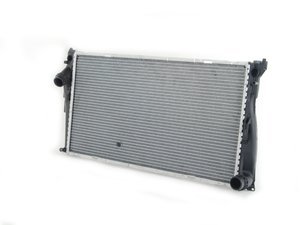 E82 135i, E89 Z4 28i/35i, E9X 335i/xi Automatic OEM BMW Radiator