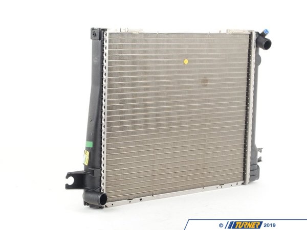 Genuine BMW Radiator 17111151790 17111151790