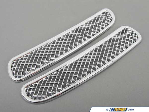 URO Windshield Cowl Cover Grille Set - Chrome 971070