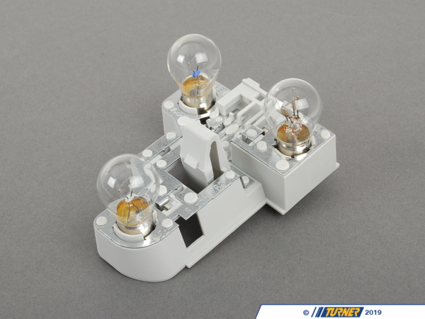 Genuine BMW Genuine BMW Bulb Socket, Right - 63218368762 - E46 63218368762