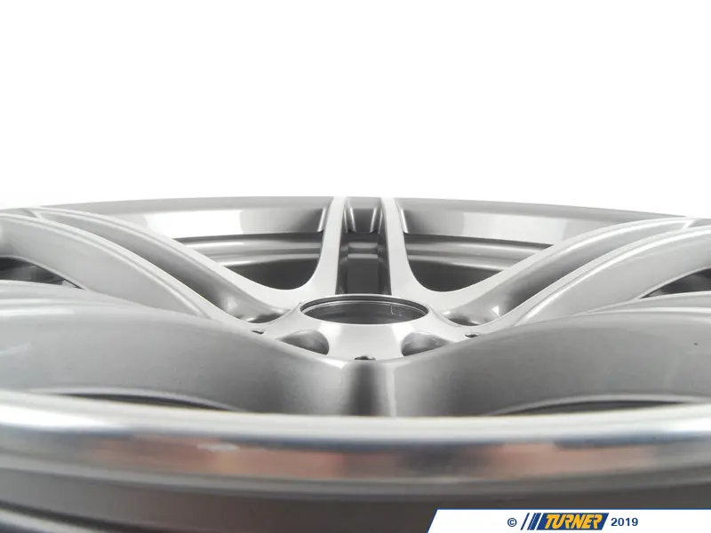 36116787656 - Genuine BMW M Performance Style 313 Wheel