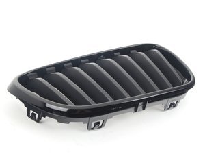 BMW M Performance Right Gloss Black Grille - F22/23 (with M Sport front bumper)