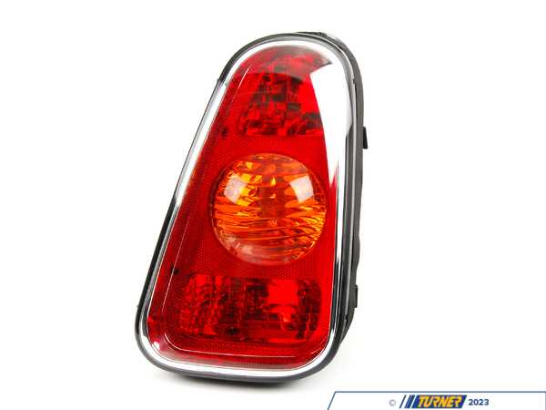 Bremmen Parts Tail Light W/O Bulbs - Passenger (Right)  63216935784