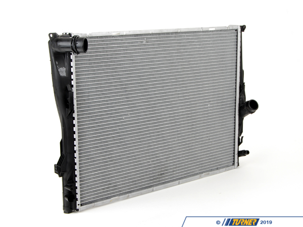 Mahle-Behr E82 128i, E9X 325/328/330 Automatic OEM Behr Radiator 17117562079