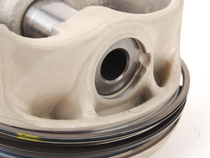 Genuine BMW Piston (0) - 11257613626 - E71,F01,F10,F12,F13