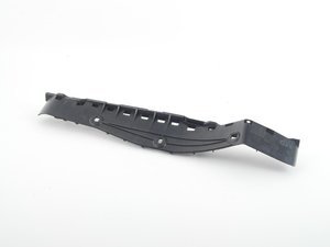 Guide - Bottom Center - E60, E61