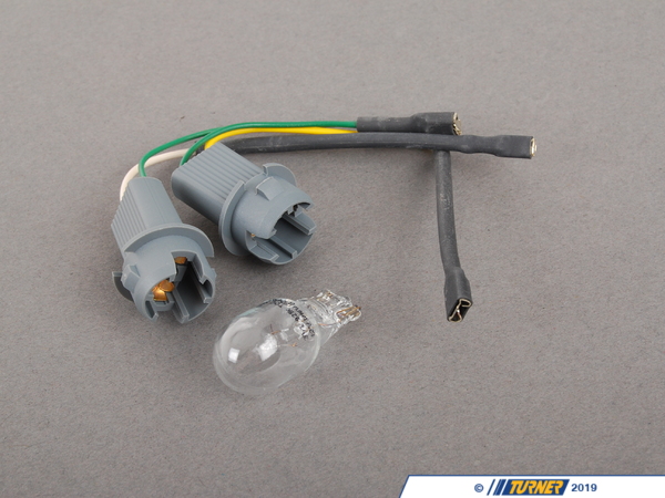 Genuine BMW Genuine BMW Bulb Socket Assembly with Wires for Taillight Bulb - E70 X5 63217258417