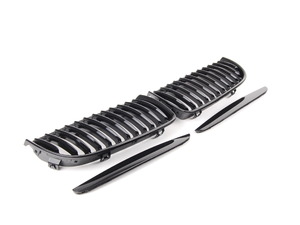 Gloss Black Center Grills - E90 325i/xi 328i/xi 330i/xi 335i/xi 2006-2008 (Pre-facelift)