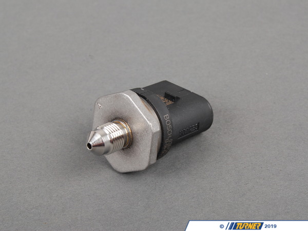 Genuine BMW Genuine BMW High Pressure Fuel Pressure Sensor - N55 3.0L, B38 1.5L, N20 2.0L, N63 4.4L, S55 3.0L 13537620946