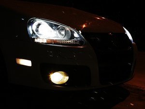 ZiZa HB4/9006 Pure Yellow Halogen Bulb - Pair