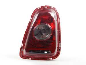 Tail Light W/ White Indicator - Right 882-1908R-AQ