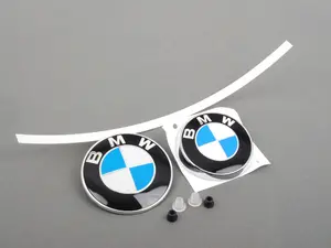Genuine BMW Emblem/Roundel  With Grommets - Front And Rear - E46 325xi 323i 325i Touring