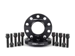 ECS Tuning Wheel Spacer/Hub Adapter & Bolt Kit - 17.5mm - 74.1mm to 72.6mm CB