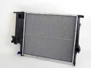 Hella Radiator - Manual - E34