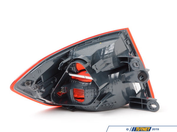 Genuine BMW Genuine BMW Outer Tail Light - Right - F30, F80 63217313040