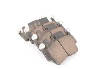 Akebono EUR917 Brake Pad Set