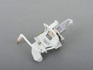 Genuine BMW Bulb Socket H3 - 63117203308 - E82,E82 1M Coupe