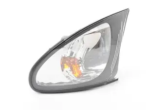 E46 Sedan 02-05 Left Front Euro Clear Turn Signal (Black Trim)