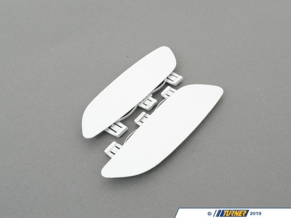 AUTOTECKNIC Alpine White Front Bumper Reflectors - E9x M3 BM-0995-AW