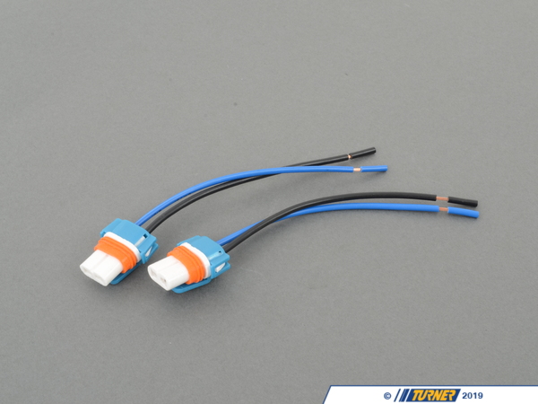 Turner Motorsport 9006/HB4 Wiring Connector (Used for Replica Fog Lights) LS6495