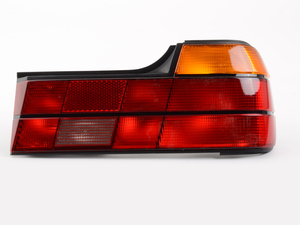 Tail Light - Right - E32 88-94 735i/il 740i/il 750il
