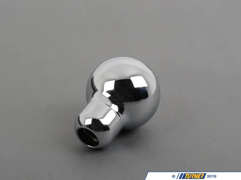 momo 815M10299521P35_L700_53e8813c-