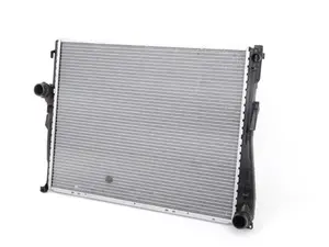 E46 323/325/328/330 Manual, Z4 OEM Behr Radiator
