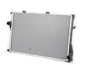 E39 M5 00-03 OEM Behr Radiator