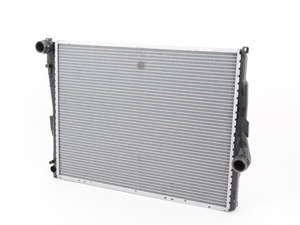 E46 323/325/328/330 Manual, Z4 OEM Behr Radiator - (NO LONGER AVAILABLE)