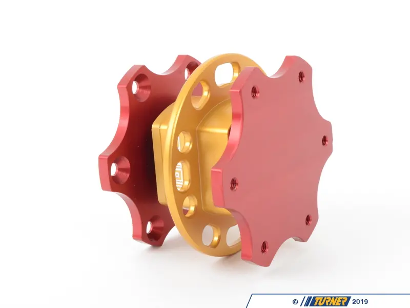 QR6MOMO - MOMO Steering Wheel QR6 Quick Release - (NO LONGER